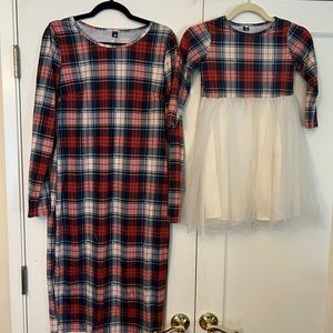 Mommy and Me matching plaid dresses.